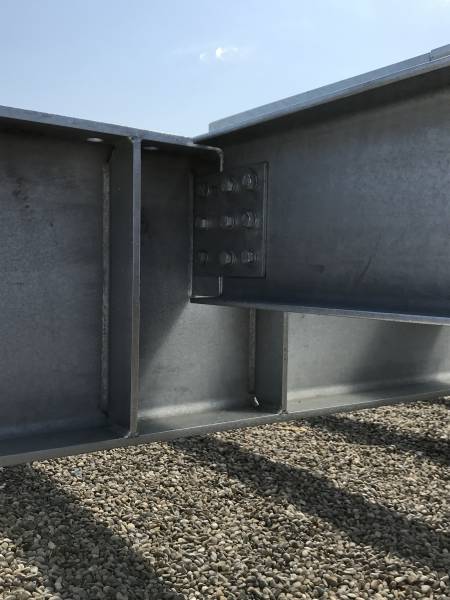 Plancher Métal et Caillebotis Sur-Mesure pour la Toiture de l'hôpital Européen à Marseille